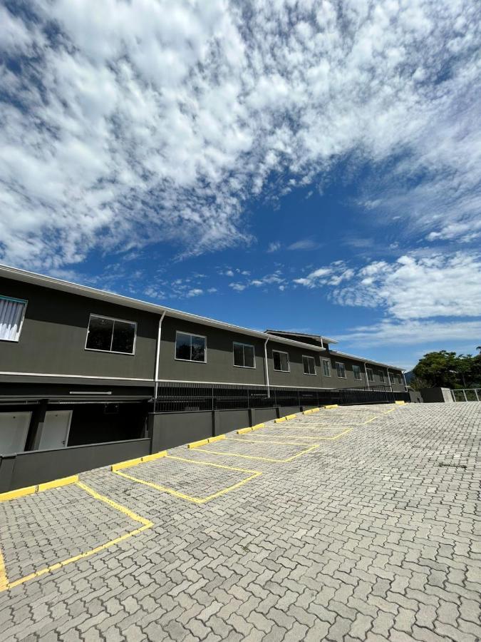 Hotel Penedo Inn Kültér fotó